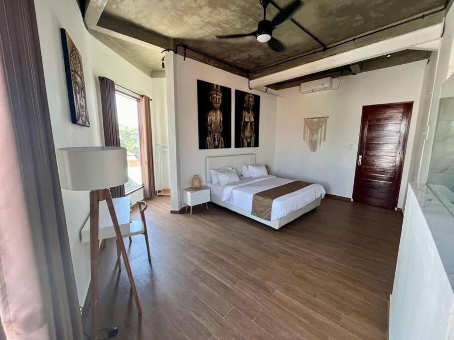 Uma Penthouse Villa *